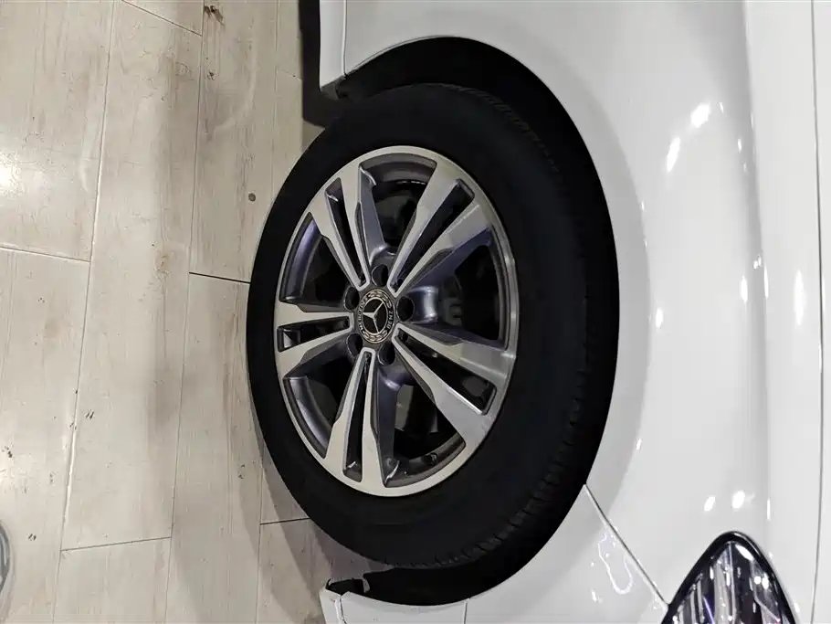 Mercedes-Benz C-Class 2020