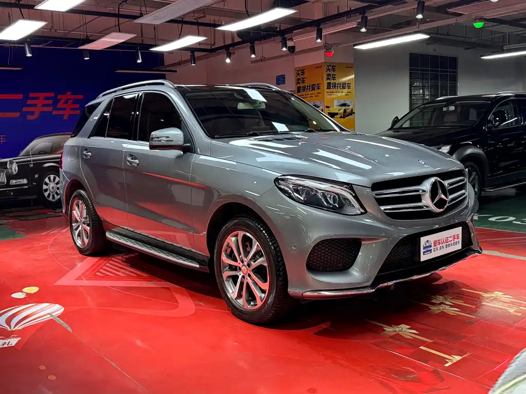 Mercedes-Benz GLE 2016