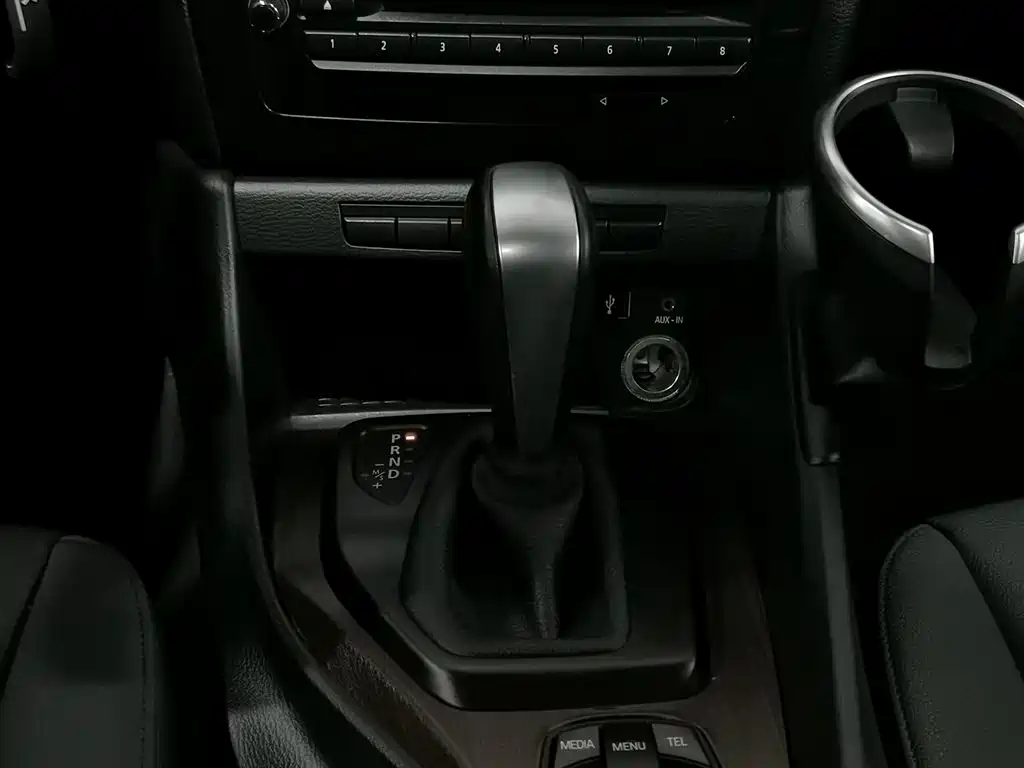 BMW X1 2014 — фото 13