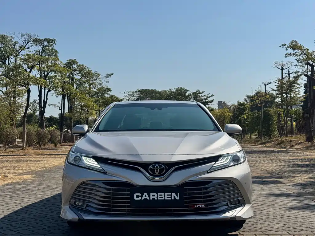 Toyota Camry 2020 — фото 2