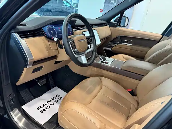 Land Rover Range Rover 2024