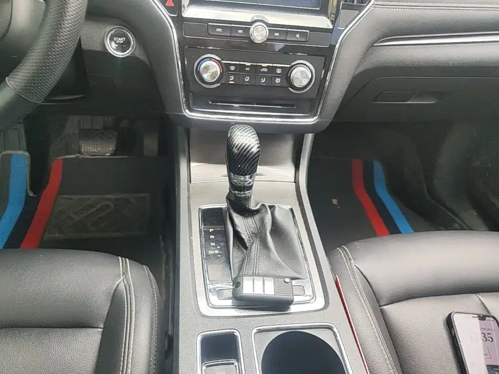 Roewe i6 Classic 2018 — фото 14