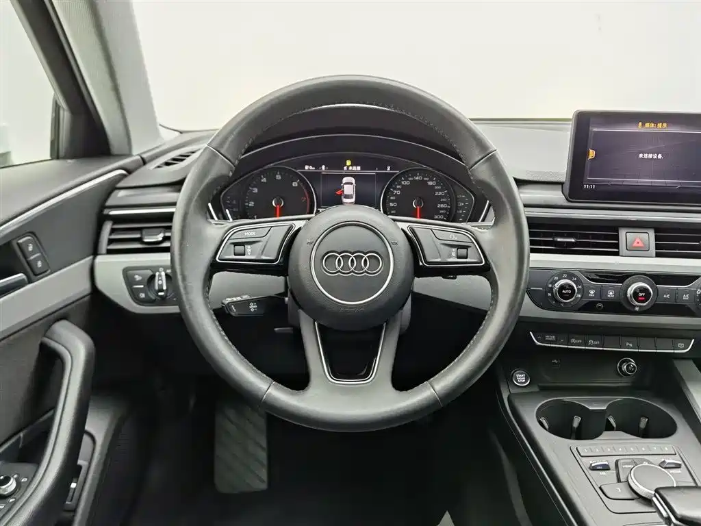 Audi A4L 2019 — фото 11