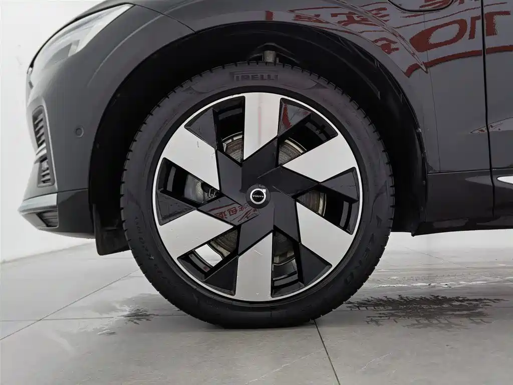 Volvo XC60 PHEV 2024 — фото 17
