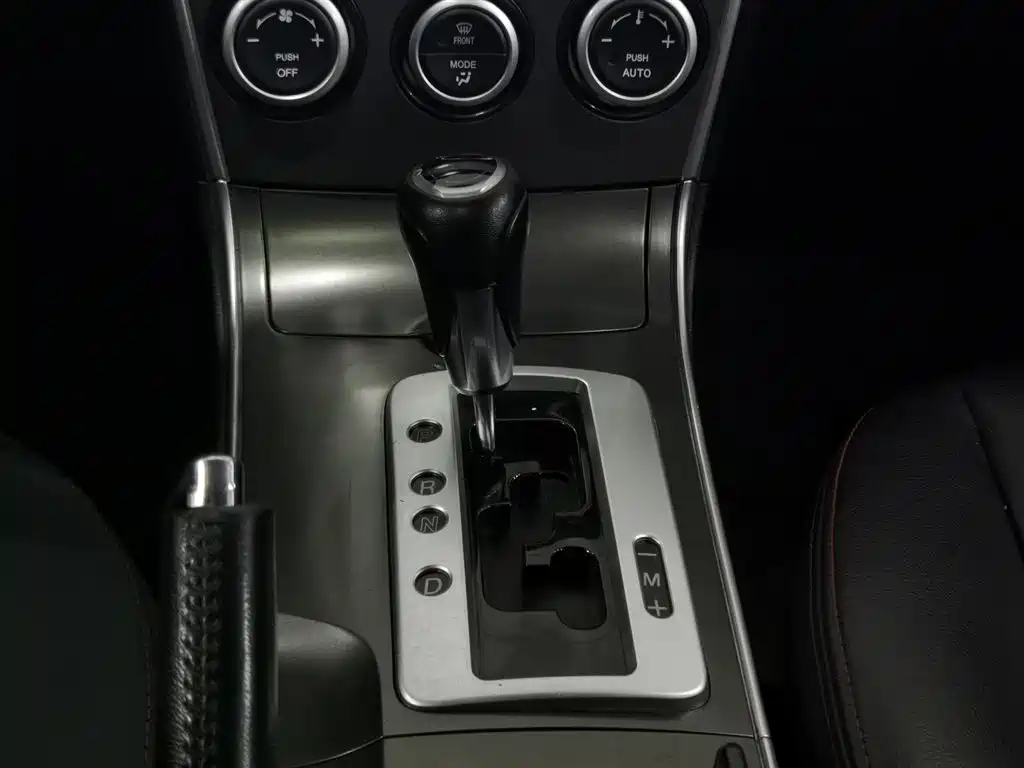 Mazda 6 2015 — фото 13