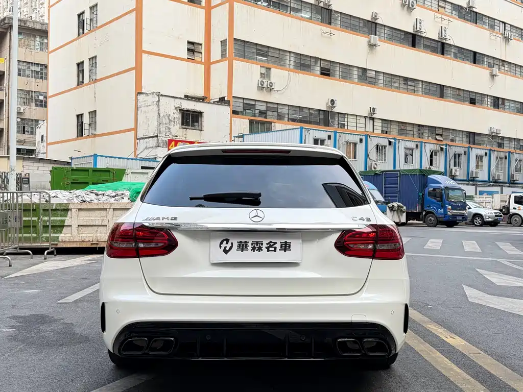 Mercedes-Benz C-Class AMG 2019 — фото 16