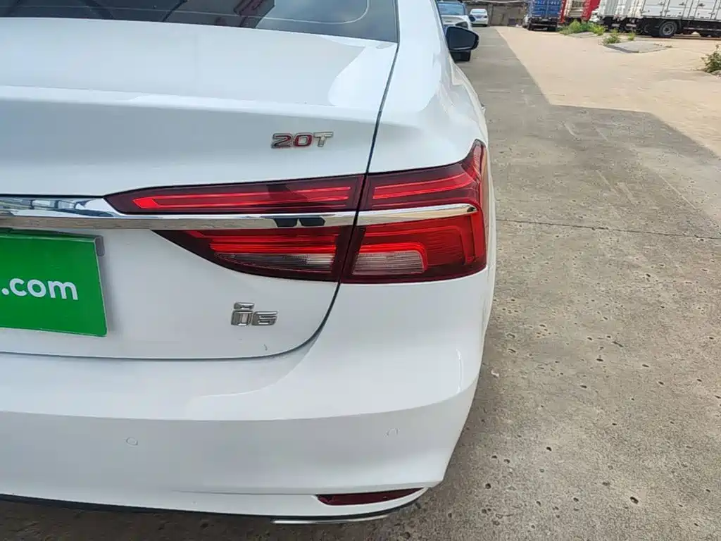 Roewe i6 Classic 2018 — фото 8