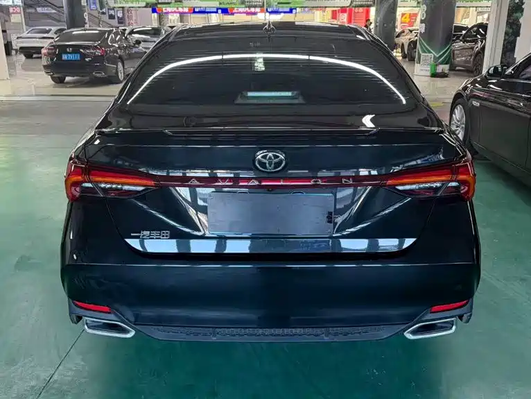 Toyota Avalon 2024 — фото 13