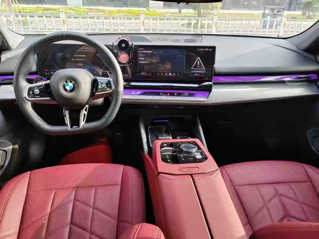 BMW 5 Series 2025