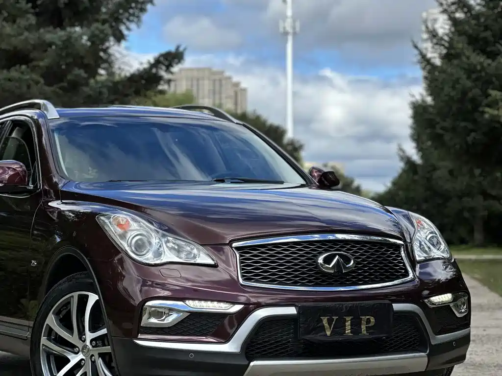 Infiniti QX50 2017 — фото 8