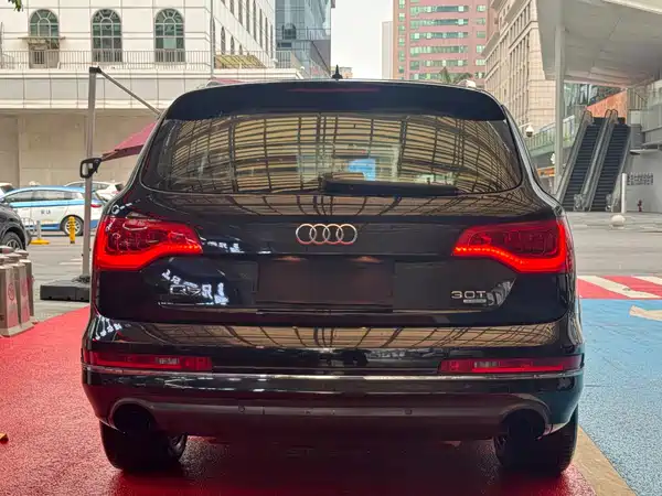 Audi Q7 2012