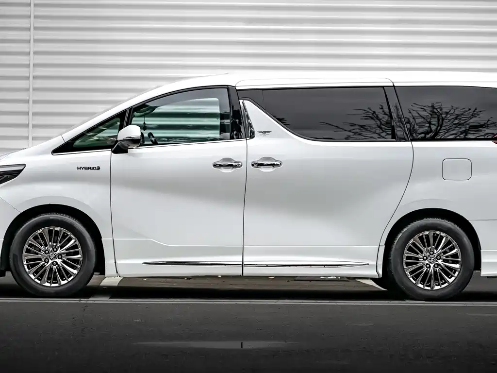 Toyota Alphard 2020 — фото 2