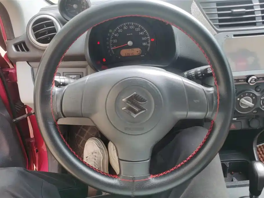 Suzuki Alto 2014 — фото 15