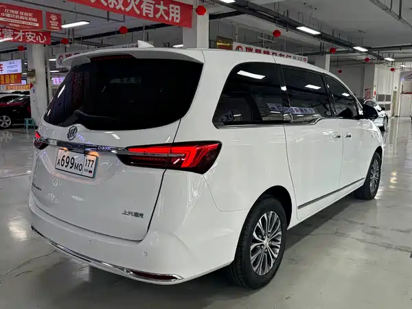 Buick GL8 2022