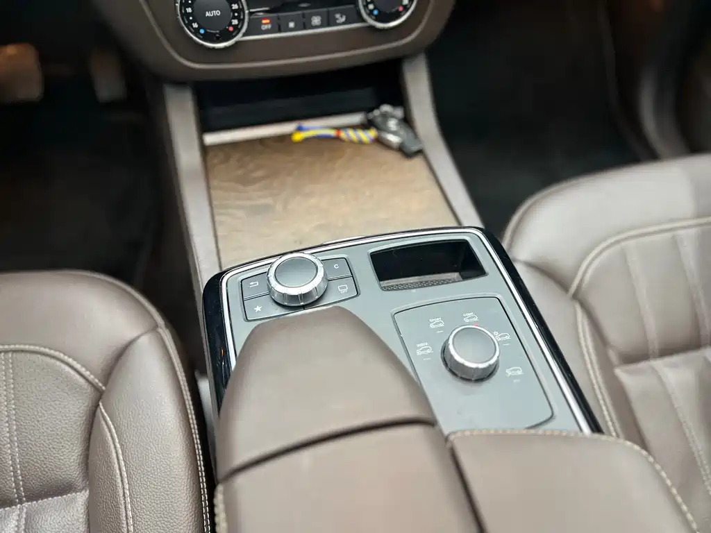 Mercedes-Benz GLE 2018 — фото 15