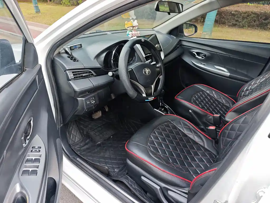 Toyota Yaris L 2018 — фото 4