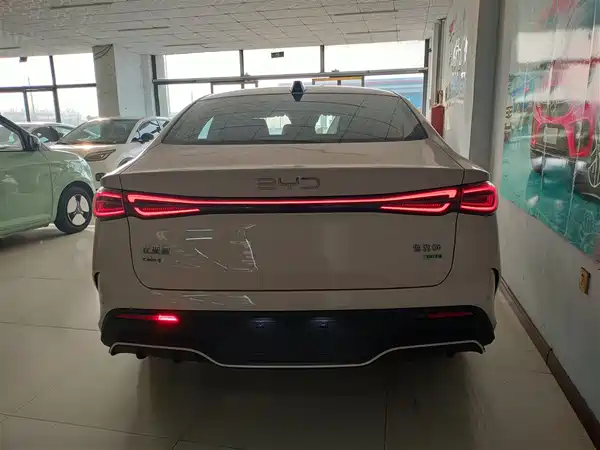 BYD Seal 06 2025