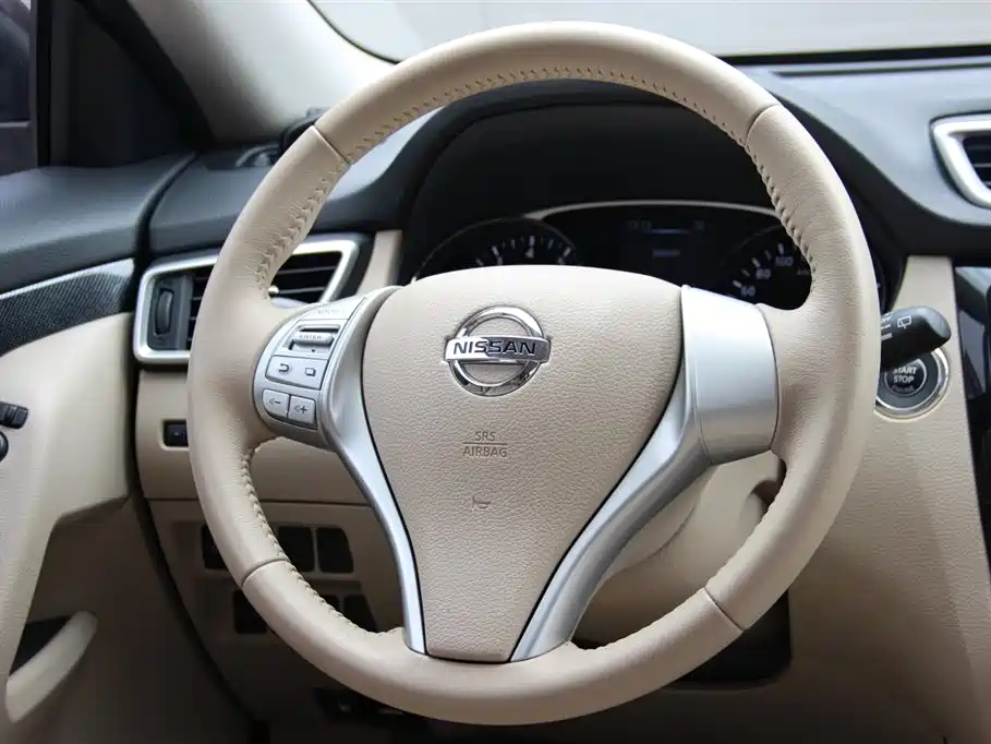 Nissan X-Trail 2015 — фото 15