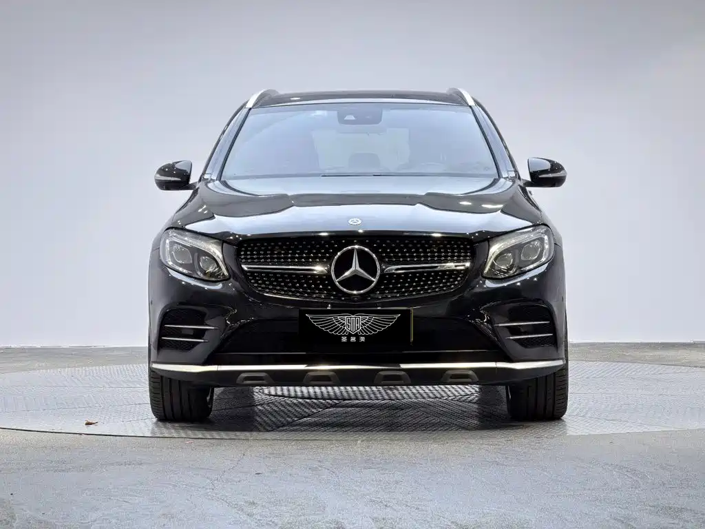Mercedes-Benz GLC AMG 2018 — фото 3