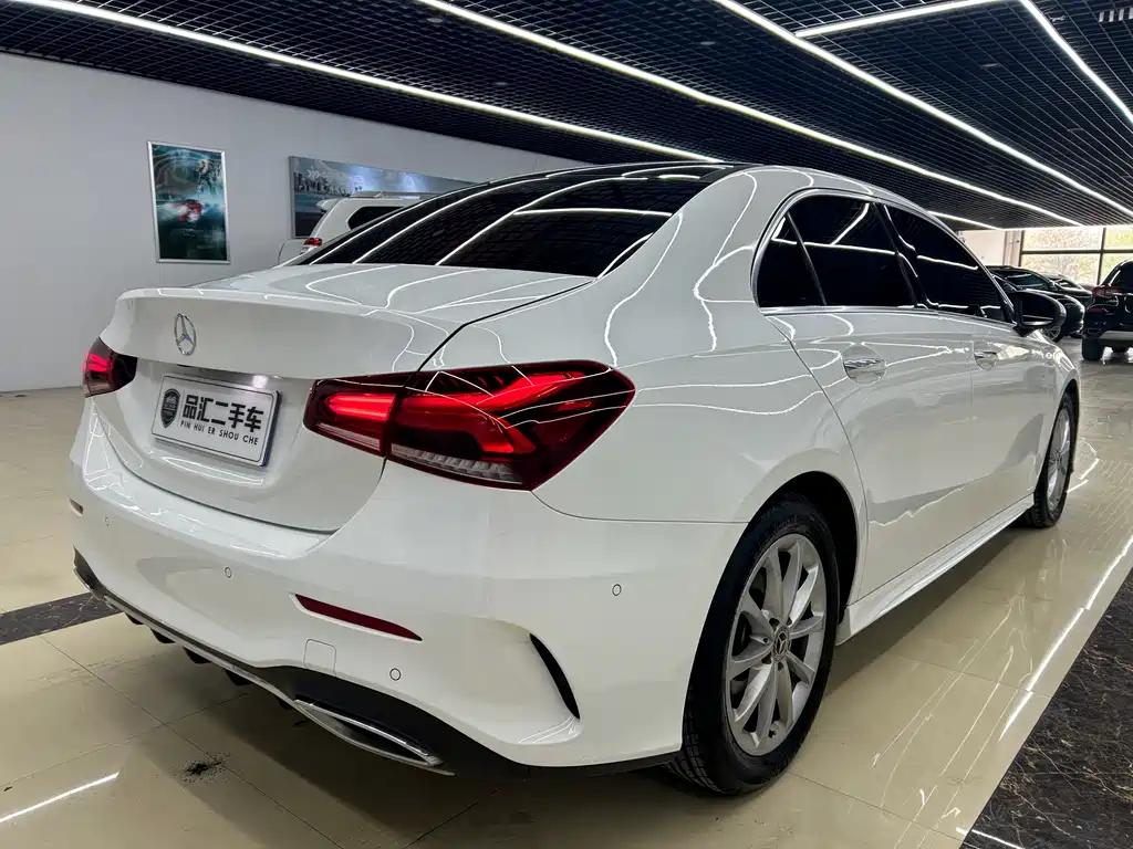 Mercedes-Benz A-Class 2019 — фото 6