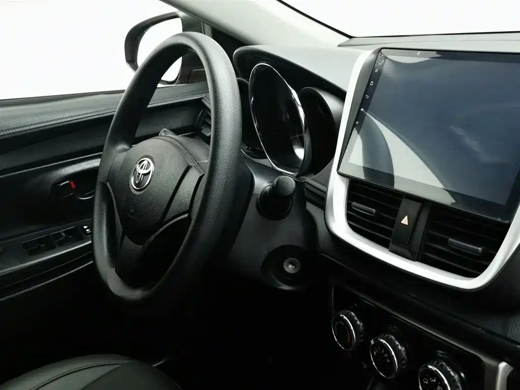 Toyota Vios FS 2018 — фото 22