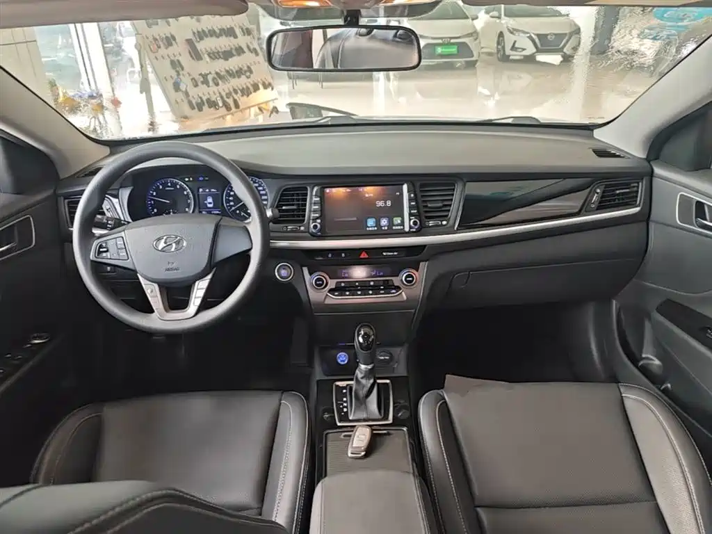 Hyundai Mistra 2017 — фото 10