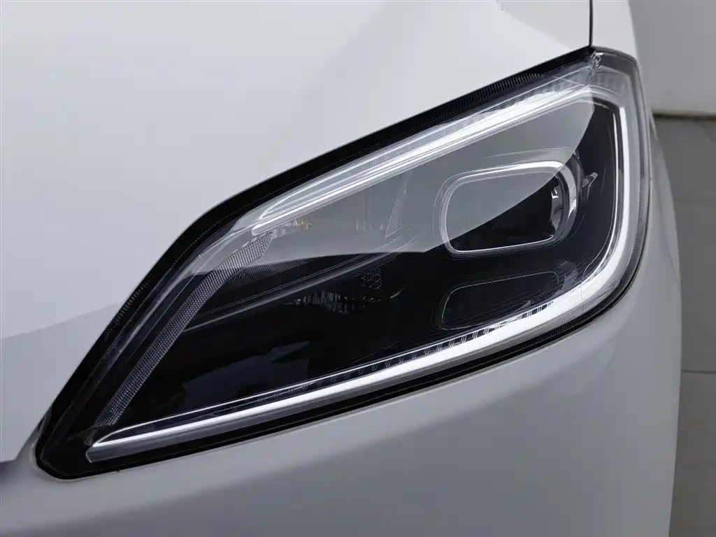 Wuling Hongguang New Energy 2024