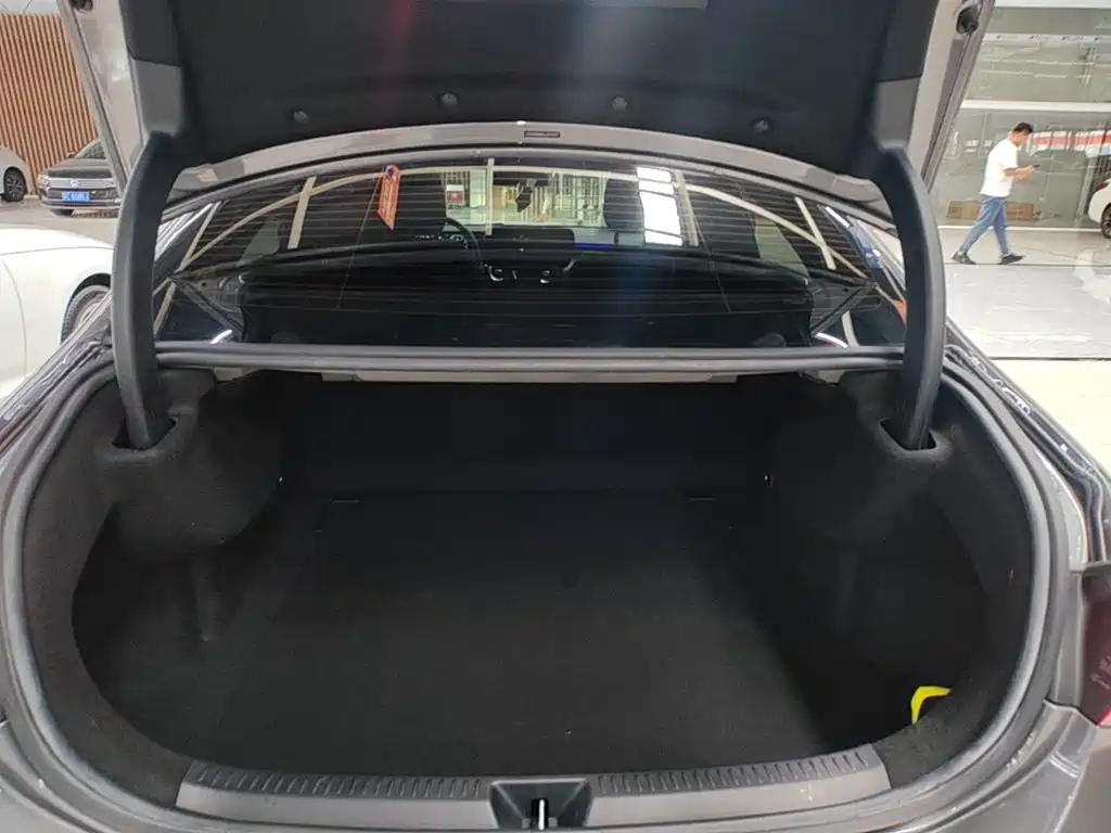 Mercedes-Benz A-Class 2020 — фото 19