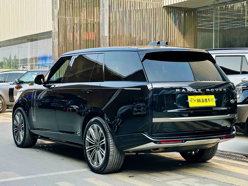 Land Rover Range Rover 2025 — фото 4