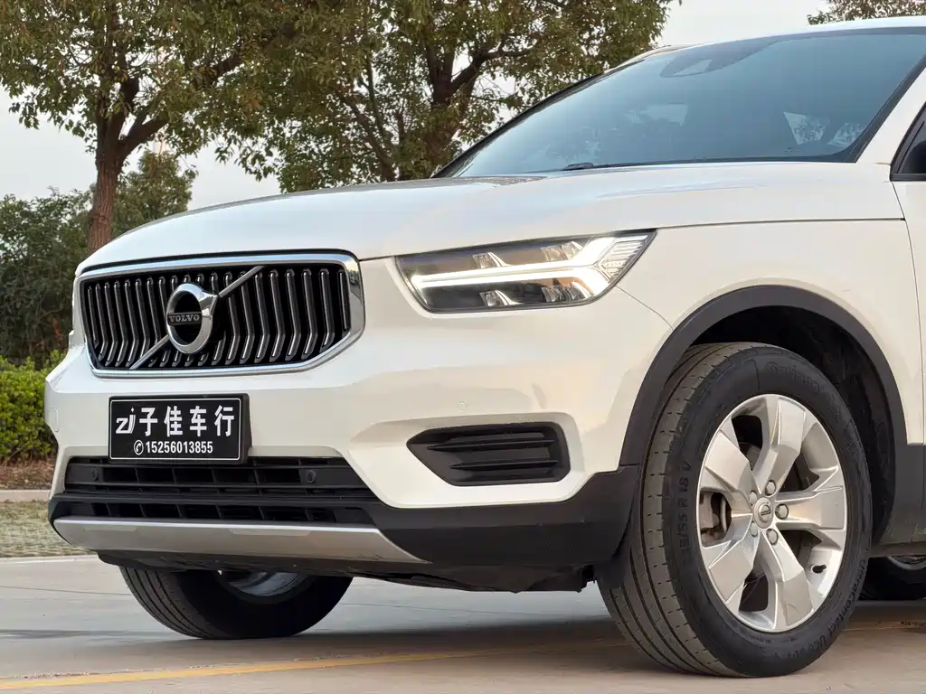 Volvo XC40 2019 — фото 20