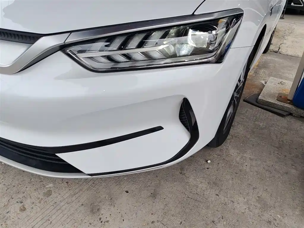 BYD Qin PLUS 2023 — фото 24