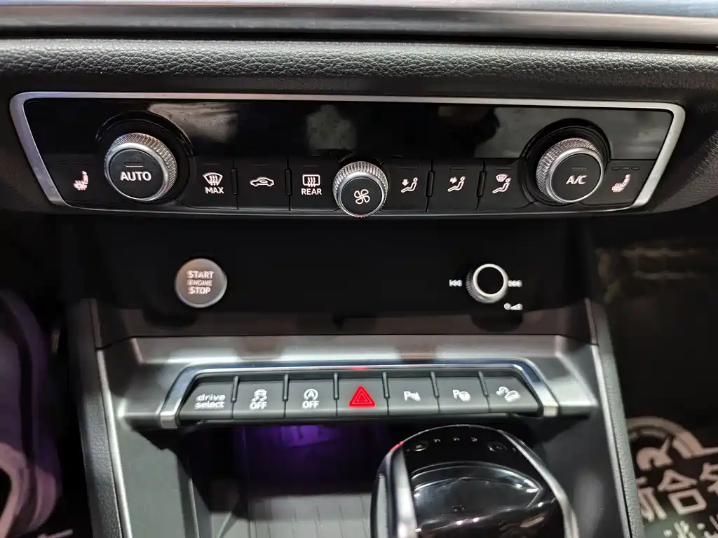 Audi Q3 Sportback 2020 — фото 13