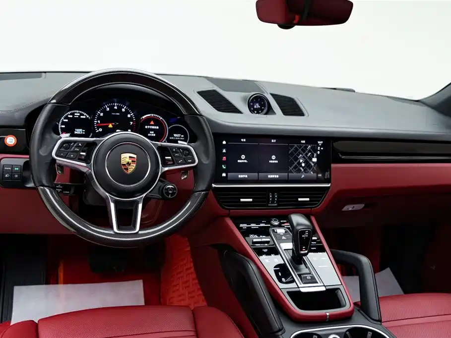 Porsche Cayenne 2022 — фото 12
