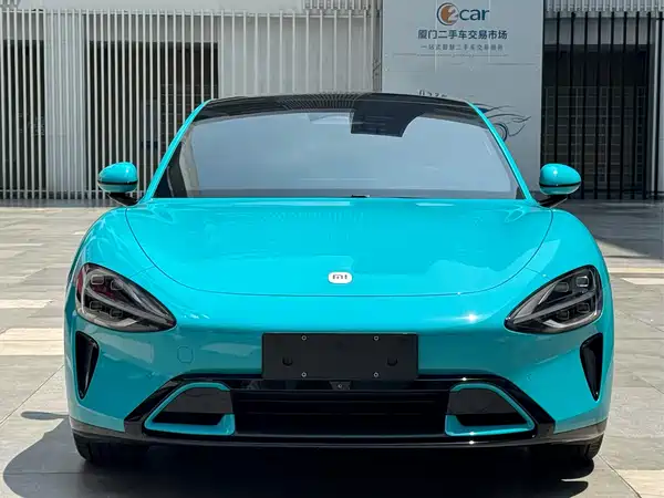 Xiaomi SU7 2025