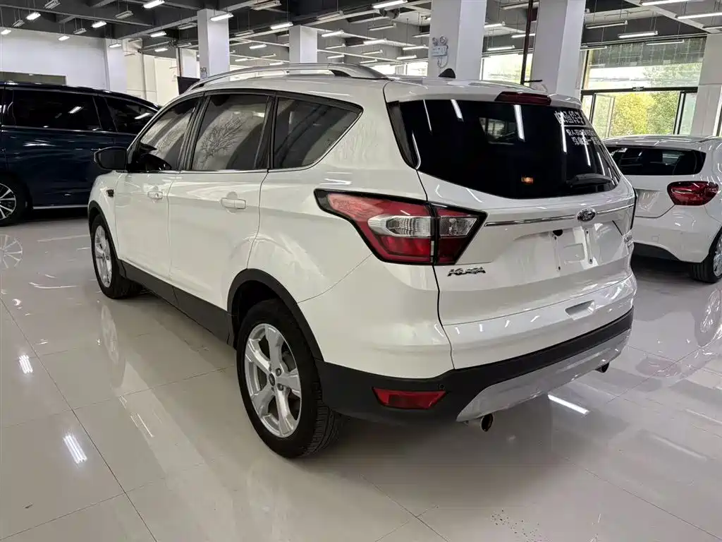 Ford Kuga 2018 — фото 4