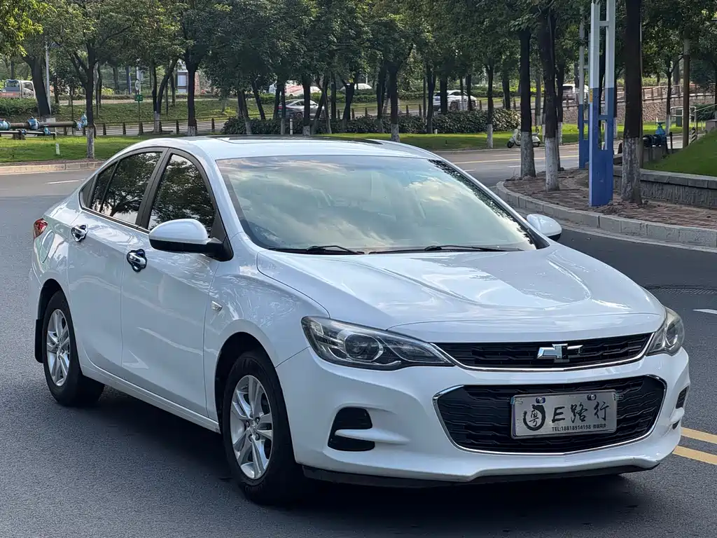 Chevrolet Cavalier 2018 — фото 3
