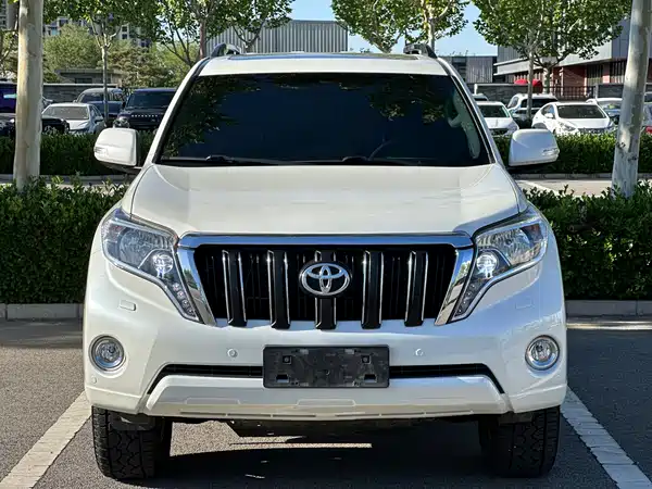 Toyota Prado 2016