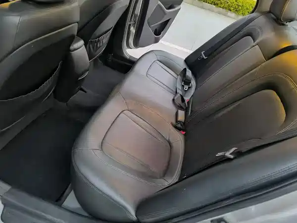 Kia K5 2012
