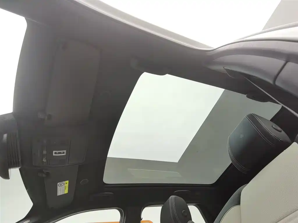 Land Rover Discovery Sport 2022 — фото 14