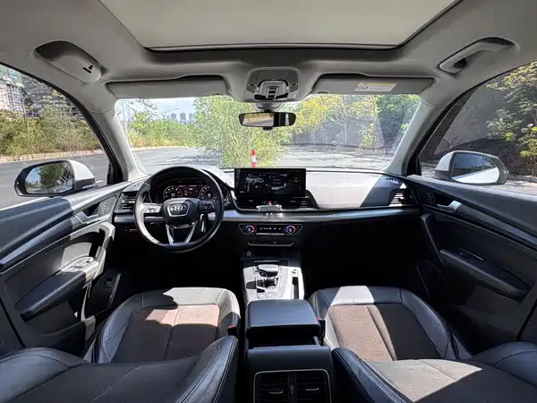 Audi Q5L 2019