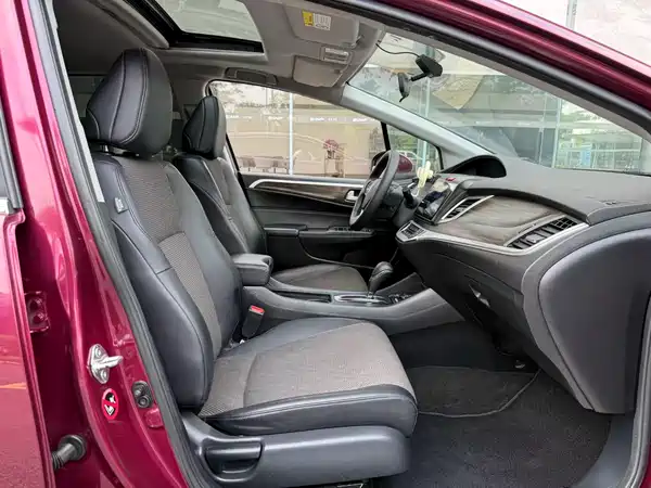 Honda Jade 2017