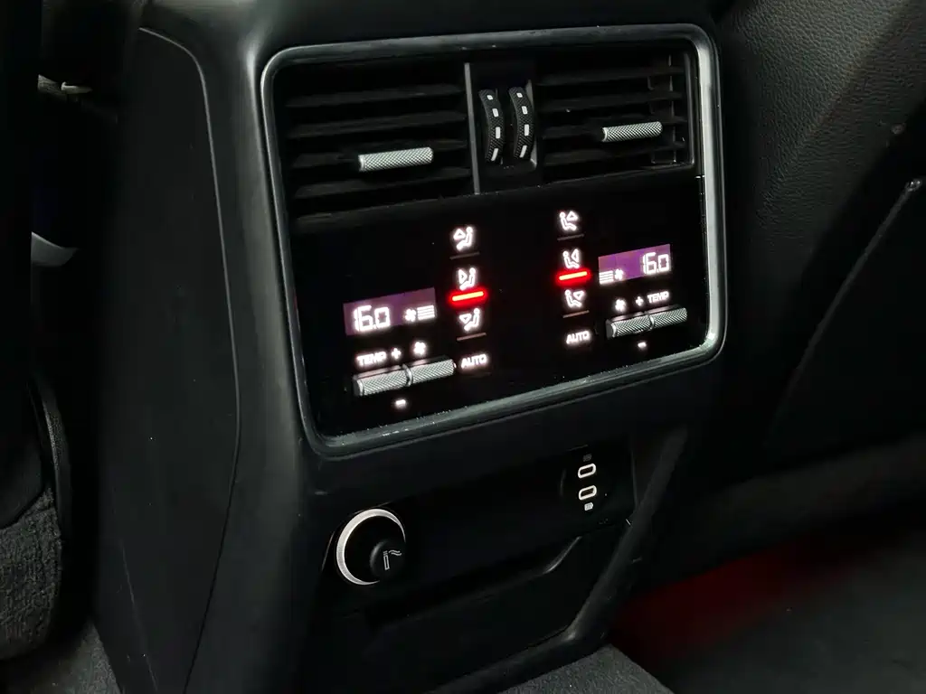 Porsche Cayenne 2021 — фото 12