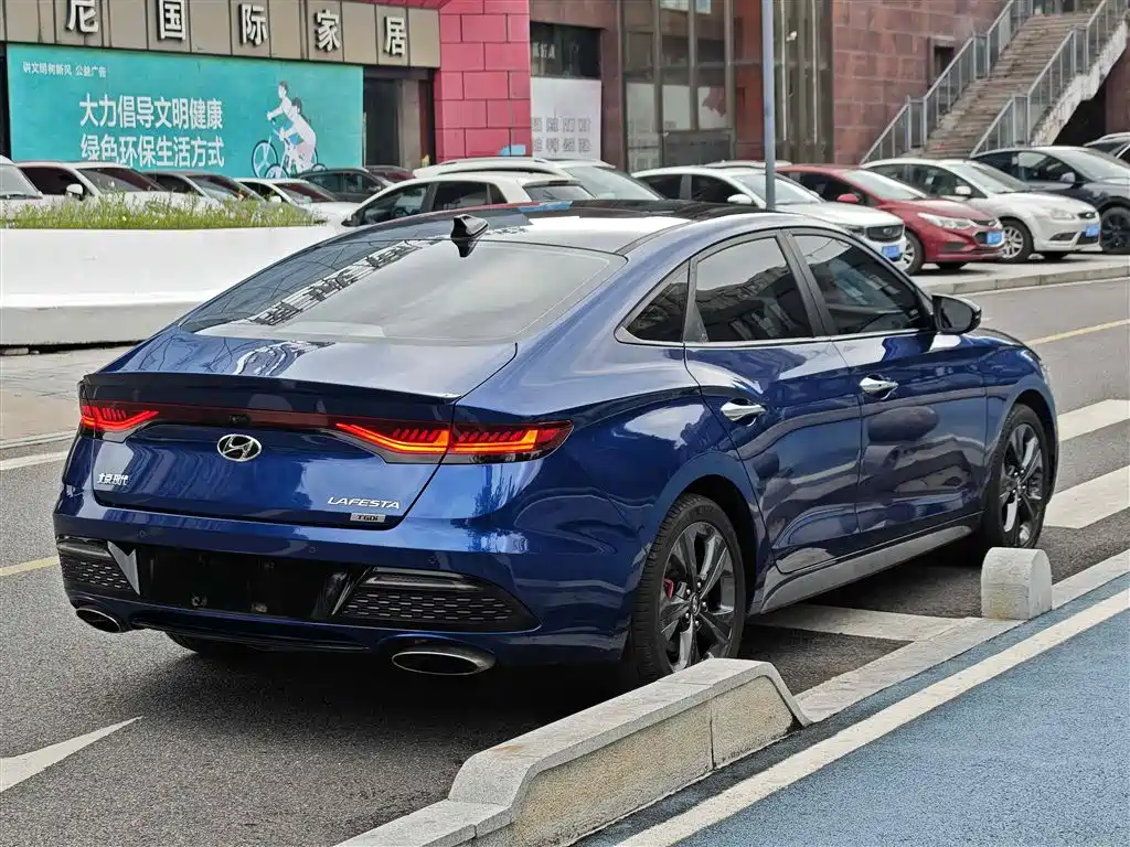 Hyundai Festa 2019 — фото 16
