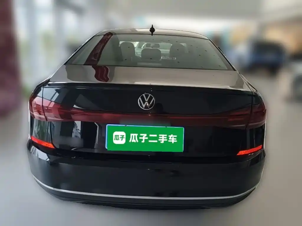 Volkswagen Passat 2025 — фото 10