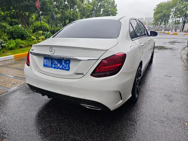 Mercedes-Benz C-Class 2020
