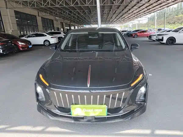 Hongqi E-QM5 2022