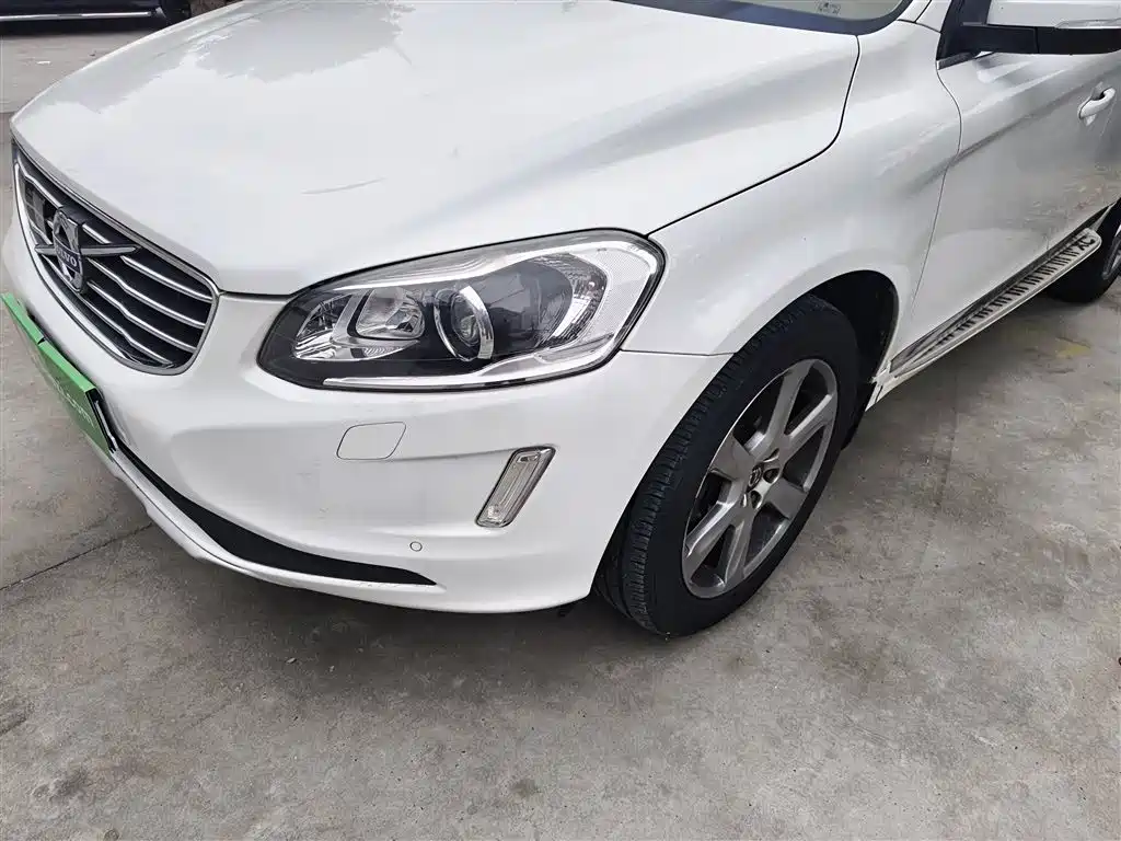 Volvo XC60 2015 — фото 18