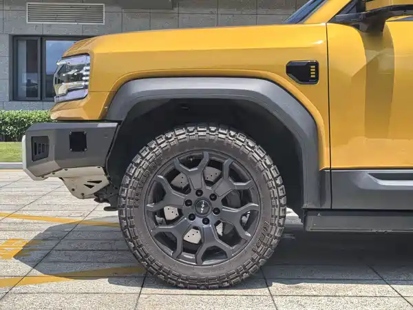 Fangchengbao Leopard 5 2024