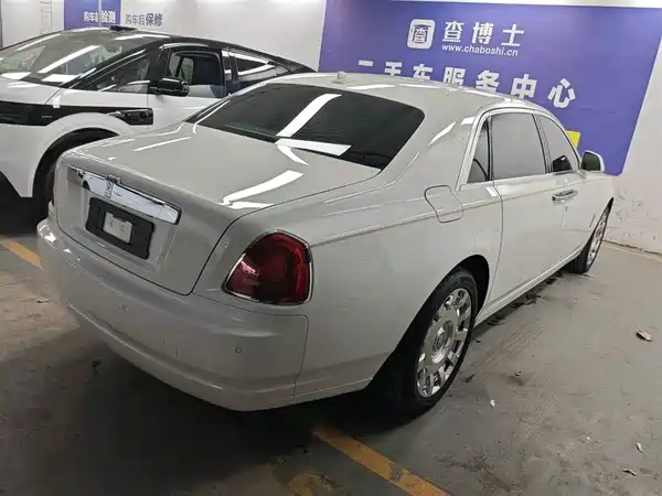 Rolls-Royce Ghost 2012