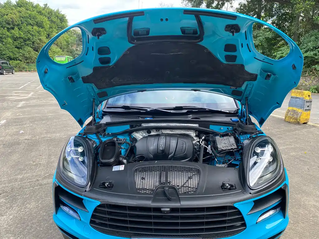 Porsche Macan 2019 — фото 24